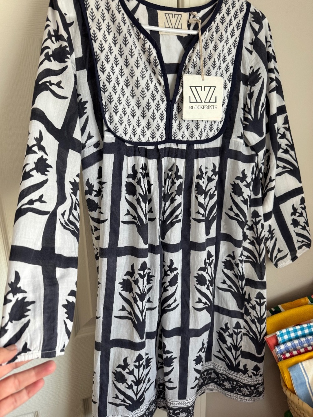 SZ BLOCKPRINTS, HAND BLOCKED/PRINTED, JAIPUR DRESS IN NAVY PALLADIO GRID - Picture 2 of 16